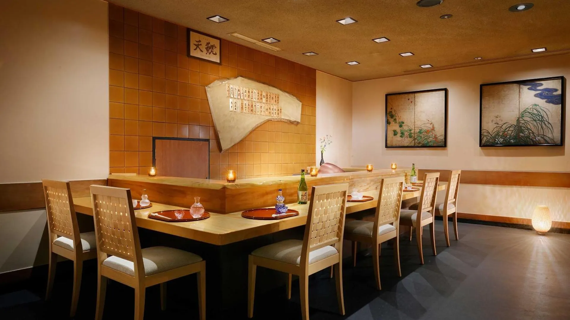 名古屋観光ホテル 5*, 名古屋市